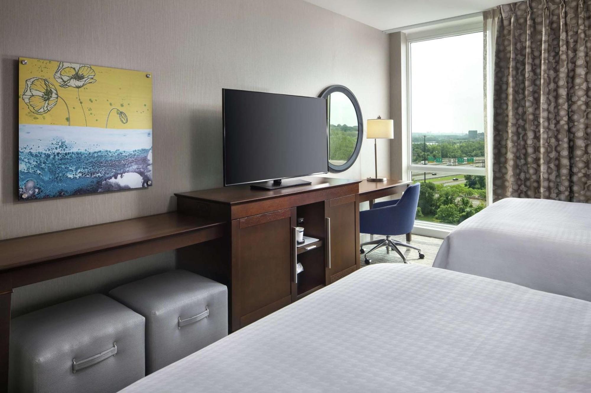 Hampton Inn & Suites Teaneck/Glenpointe Kültér fotó