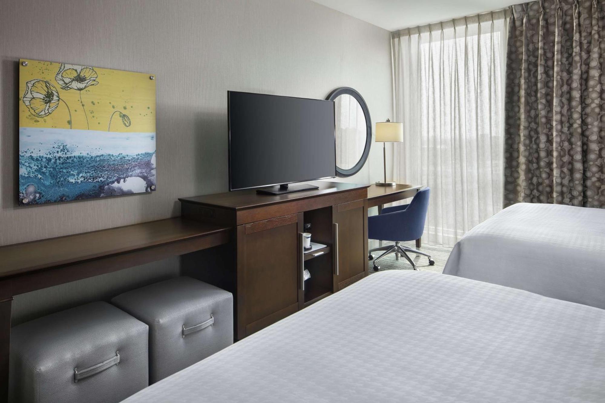 Hampton Inn & Suites Teaneck/Glenpointe Kültér fotó